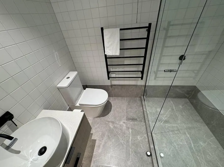 Black-Luxe Living In The Heart Of City Apartment Christchurch New Zealand